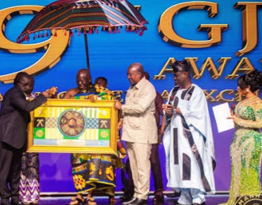 GJA Honours Otumfuo For Patronage And Leadership 