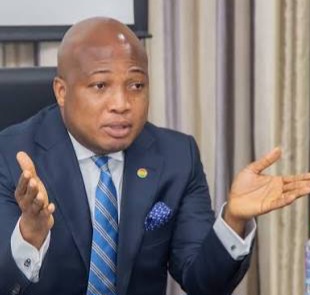 Ablakwa Orders Foreign Affairs Directors To Welcome Him At Airport 