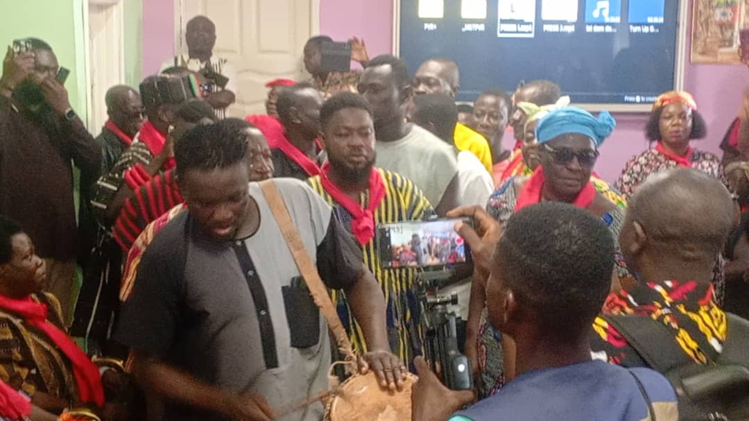 GII slams BoG for sole sourcing procurement of gold watches | Ghanaguardian.com