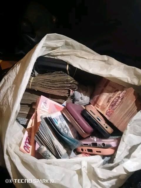 MoMo Vendor Kills Armed Robber, Recovers GH¢140,000 Stolen Cash In Lashibi   