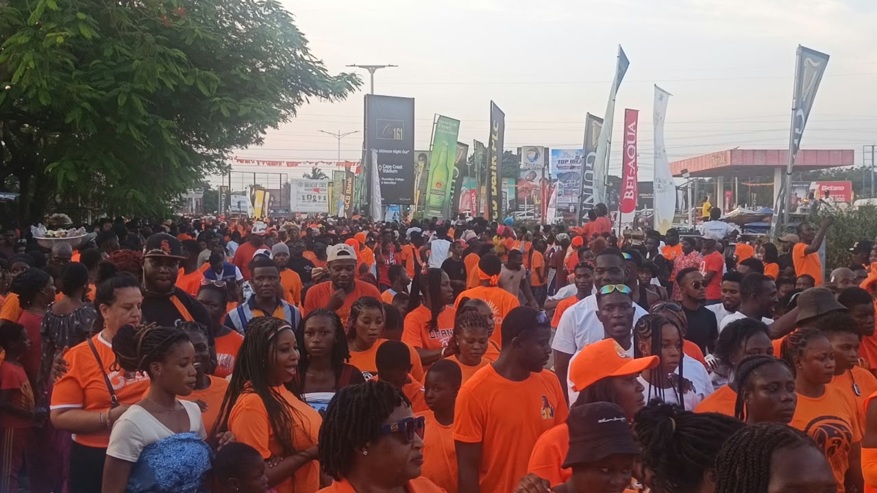 Massive Turn Out At Cape Coast Orange Friday Carnival   